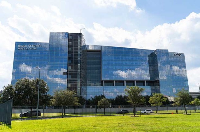 Dan L Duncan Comprehensive Cancer Center at Baylor St. Luke's Medical Center