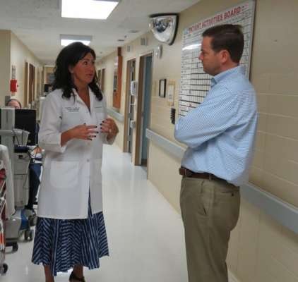 Rep. Trent Ashby Learns More about Rehabilitation Services at St. Luke’s Health-Memorial Lufkin | St. Luke's Health